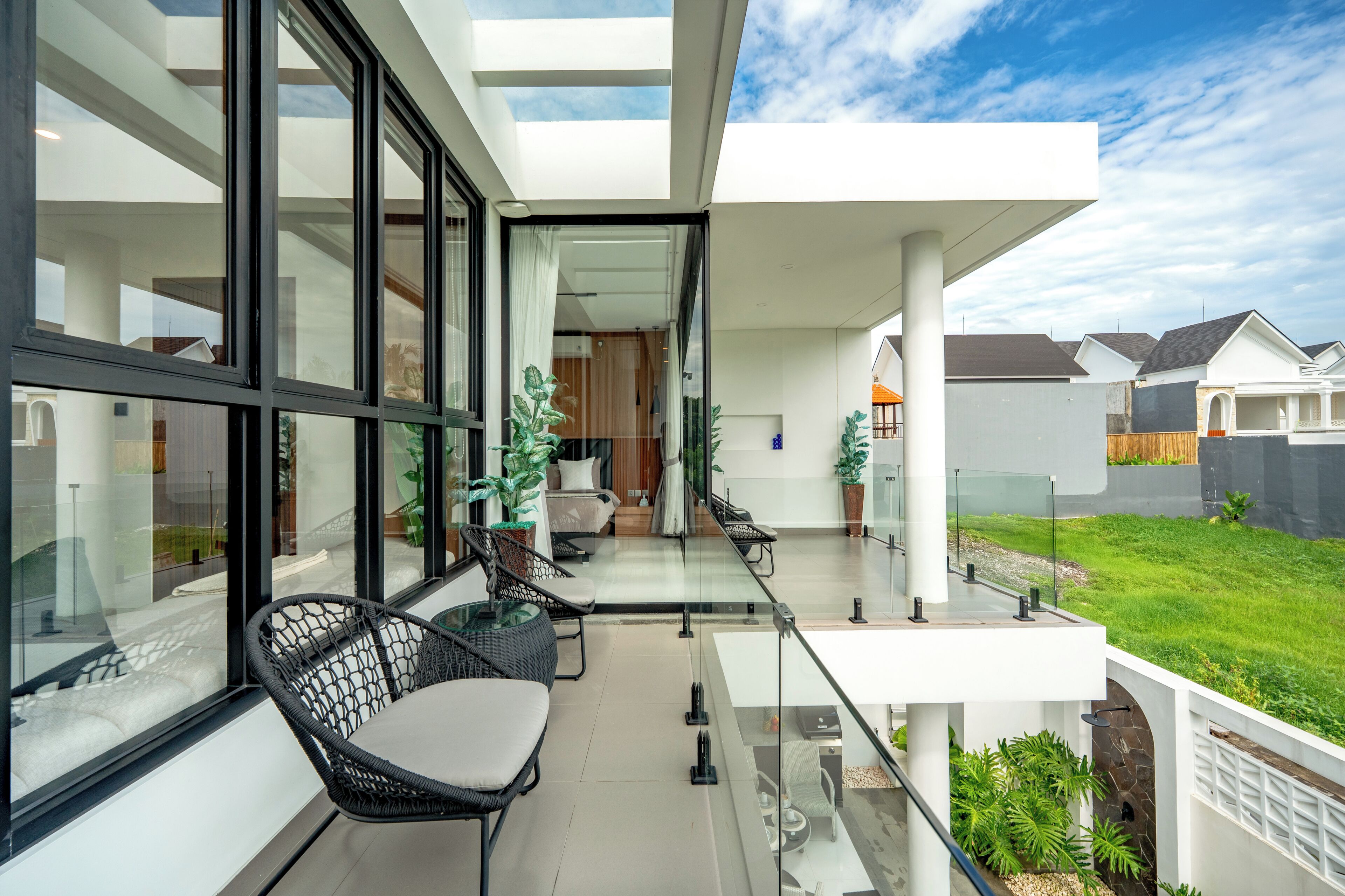 Villa | Balcony
