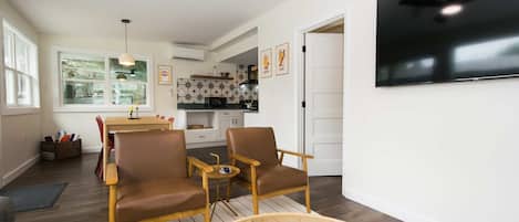 House | 2 bedrooms, high-speed internet
