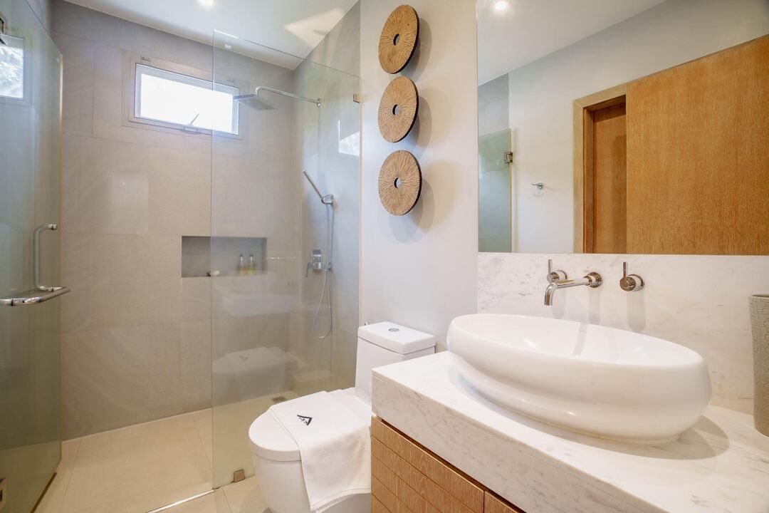 Dusche, Haartrockner, Bidet
