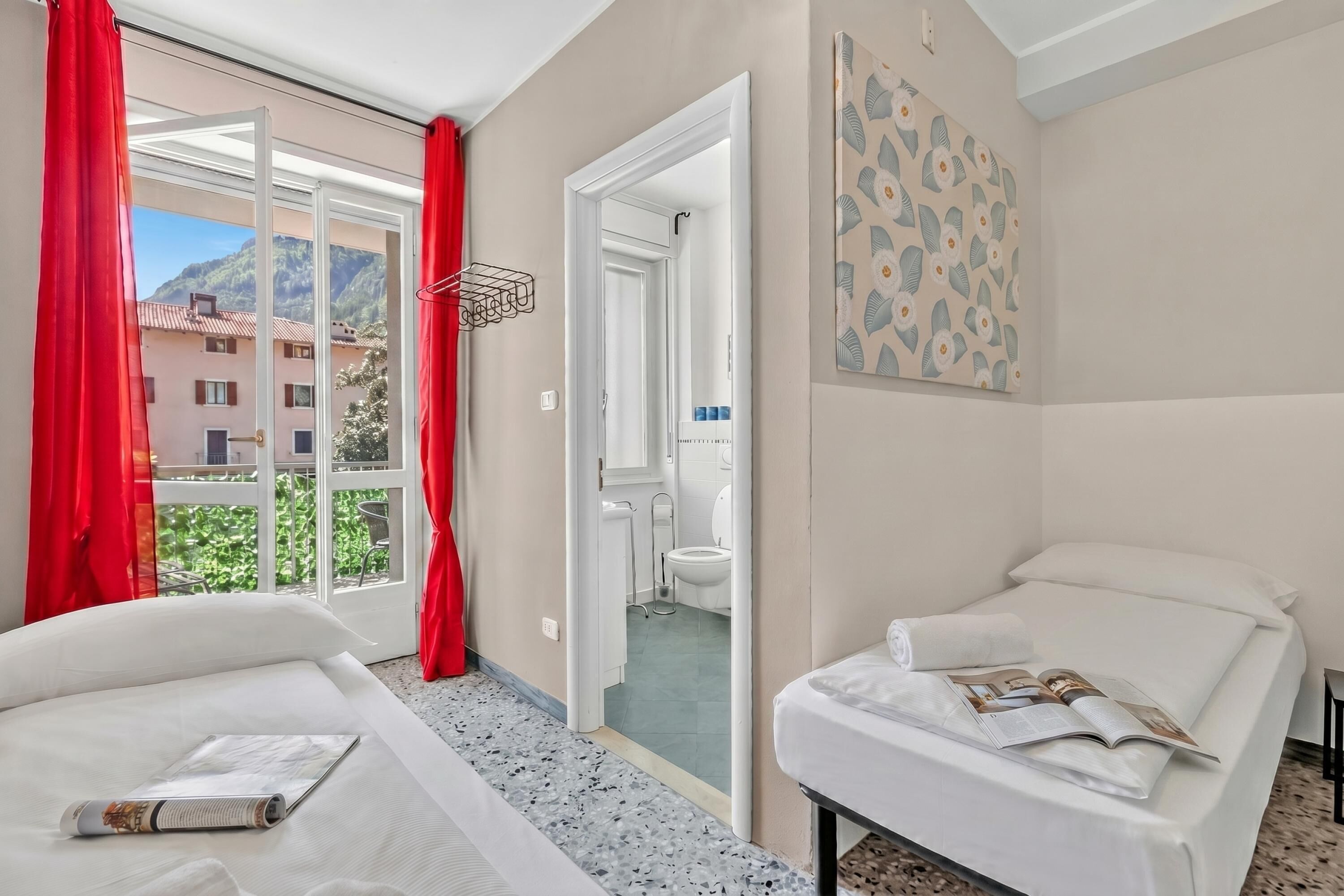 4 Schlafzimmer, Bügeleisen/Bügelbrett, kostenloses WLAN, Bettwäsche