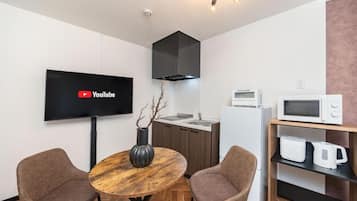 Apartment, 2 Double Beds, Non Smoking, Balcony | Interior