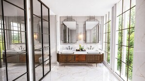 Artículos de tocador gratuitos, secador de pelo, batas, bidet