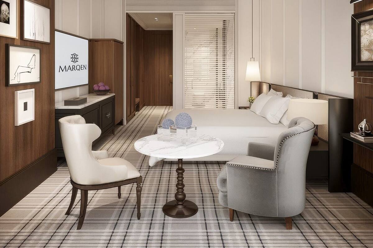 Premier Room, 1 King Bed, Corner | Premium bedding, minibar, in-room safe, soundproofing