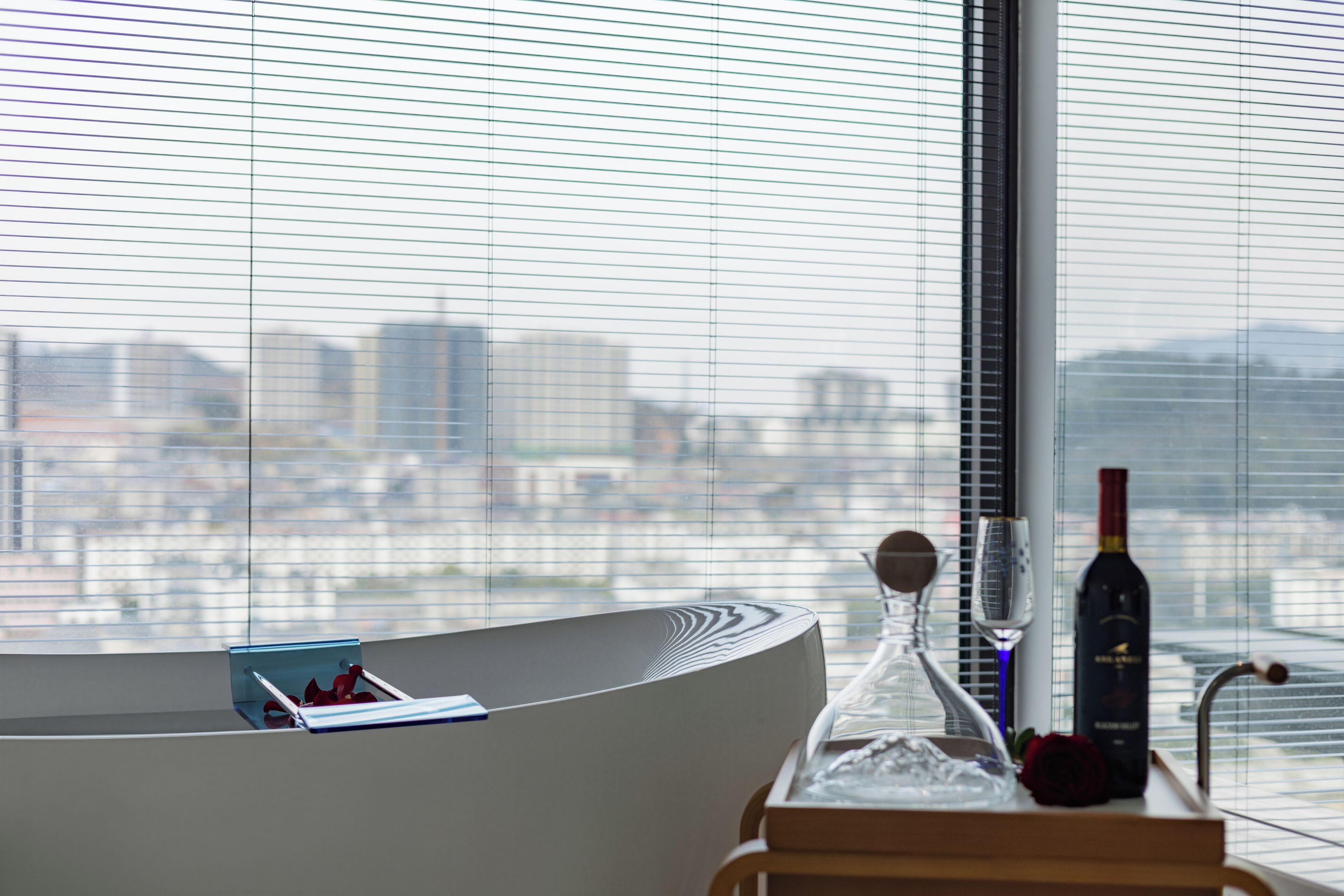 Superior Duplex, River View | Interior
