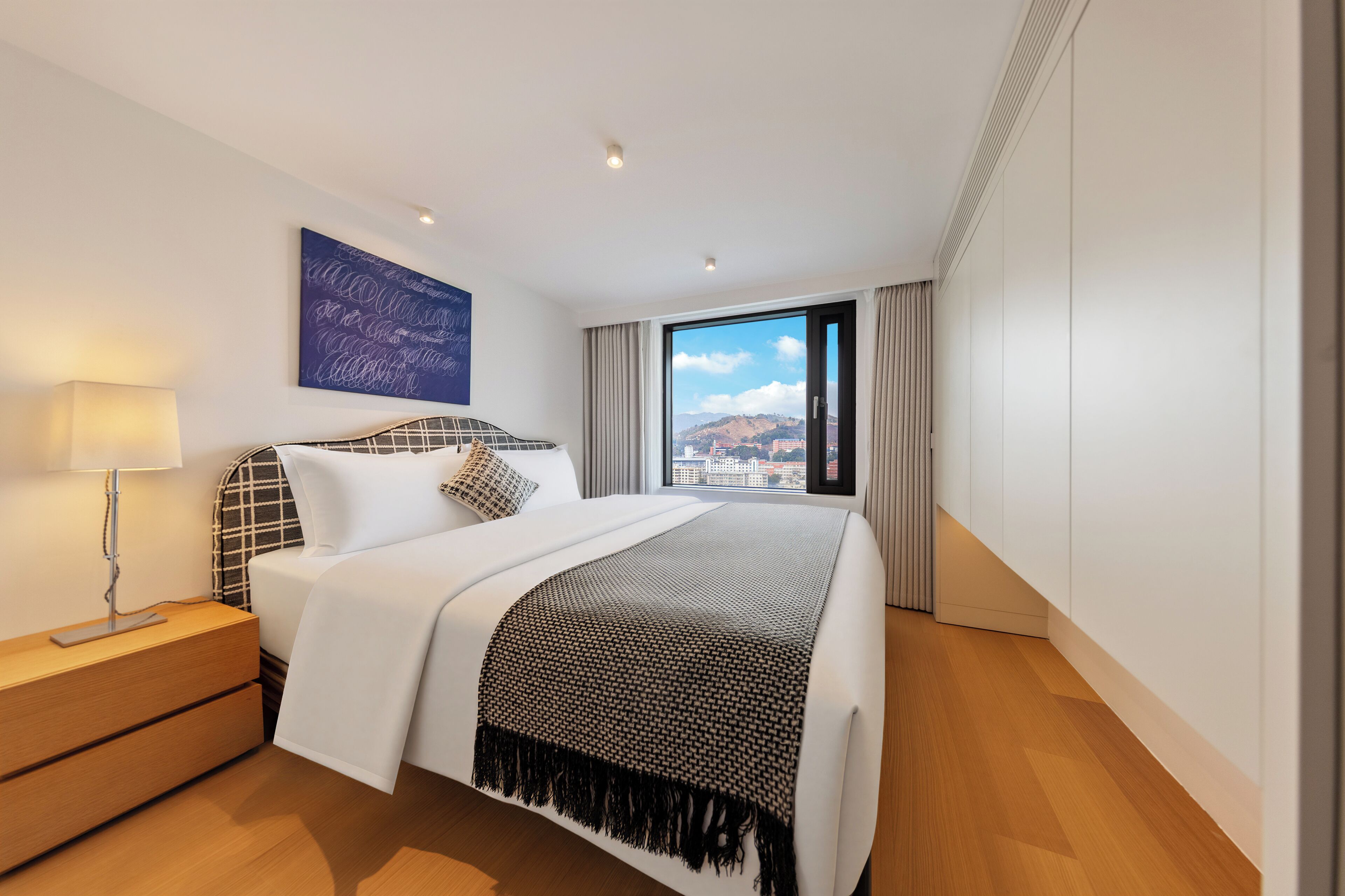Dúplex superior, vistas al río | Cortinas opacas y sistema de insonorización