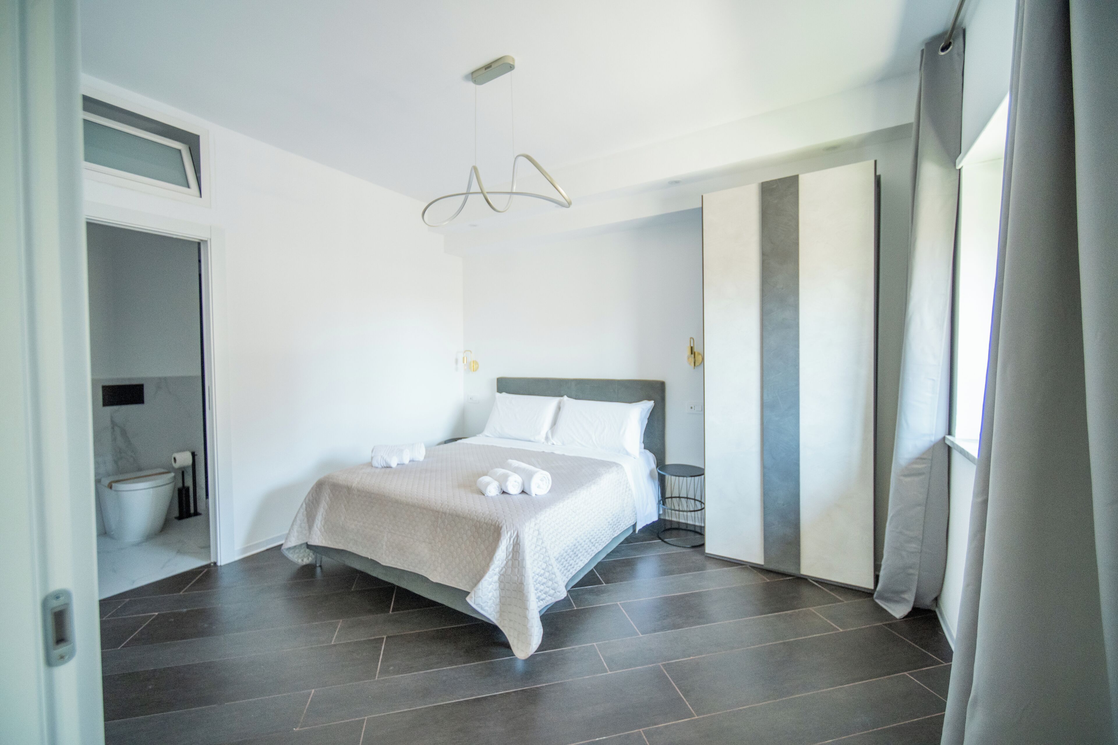Deluxe Apartment, City View | Desk, laptop workspace, free WiFi