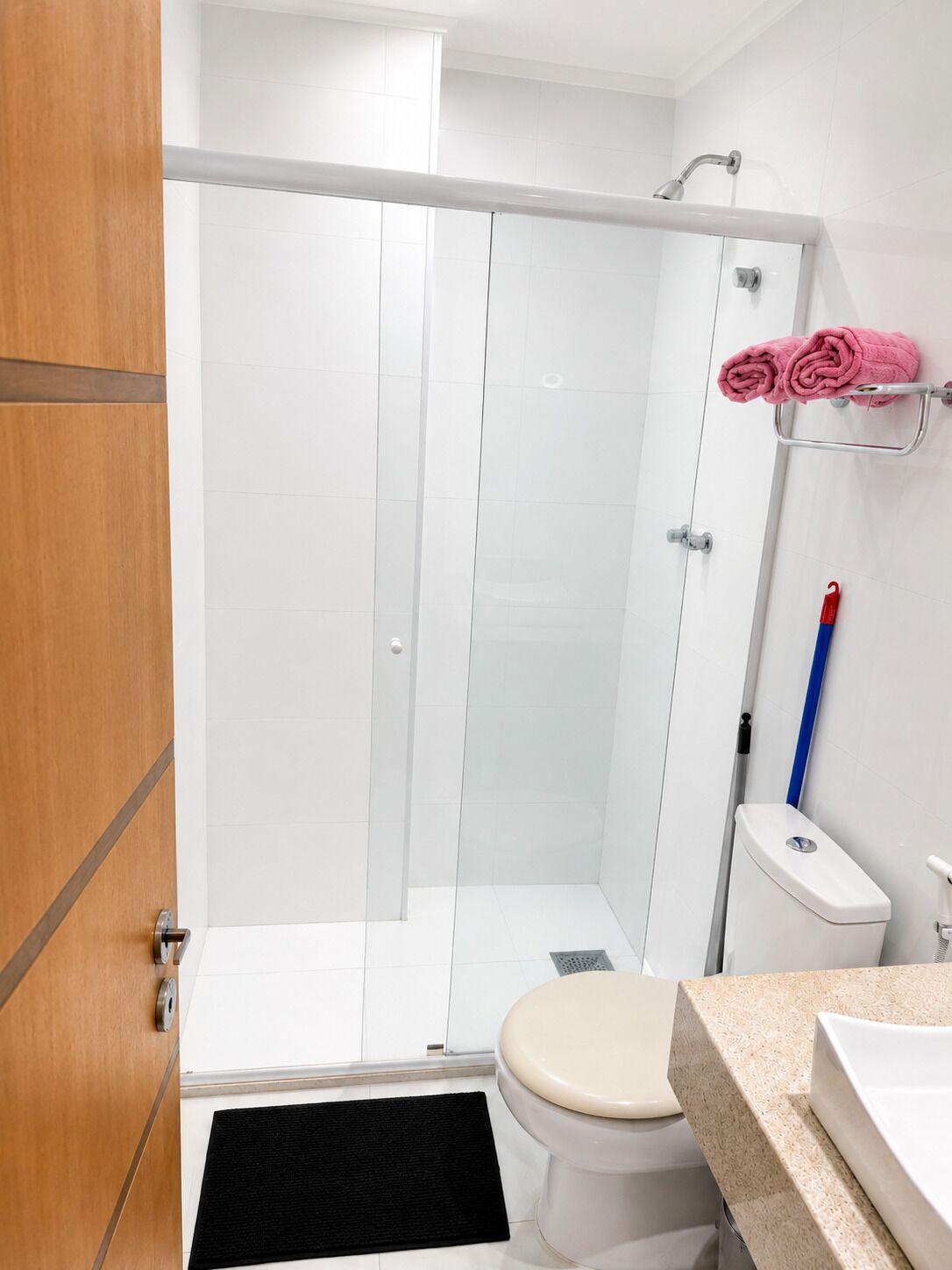Handtücher, Seife, Toilettenpapier
