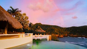 Outdoor pool, a heated pool