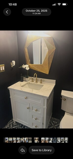 Bathroom - Elegant 3-bedroom in charming Marietta. Will provide ride to and from FIFA daily (Marietta)