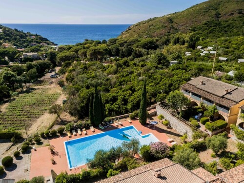 RELAIS NISPORTINO - BORGO ALLORO 41