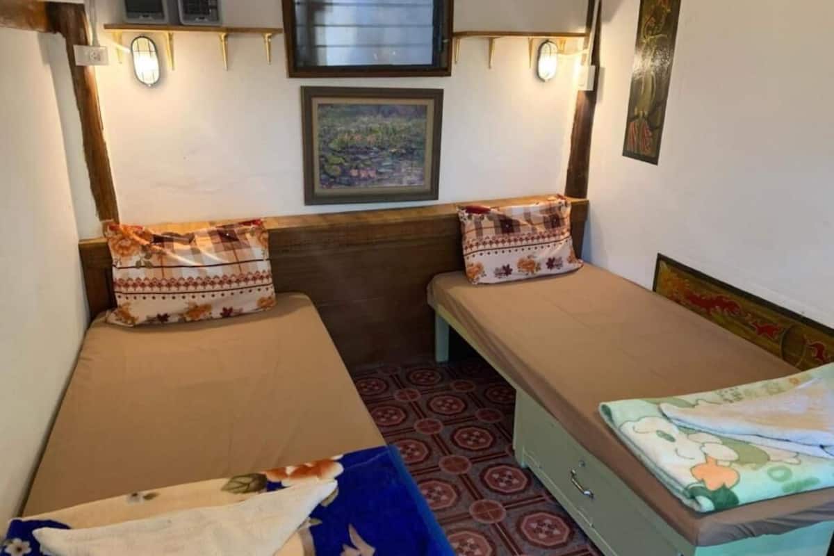 In-room safe, free WiFi