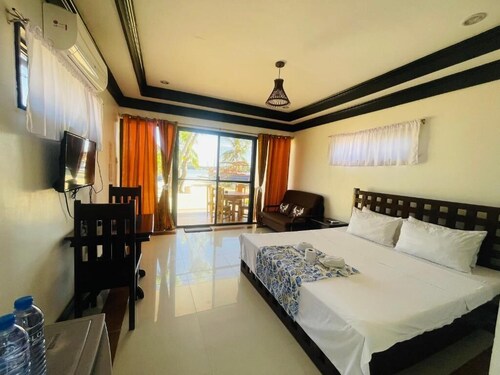 Bolo Hills Beach Club