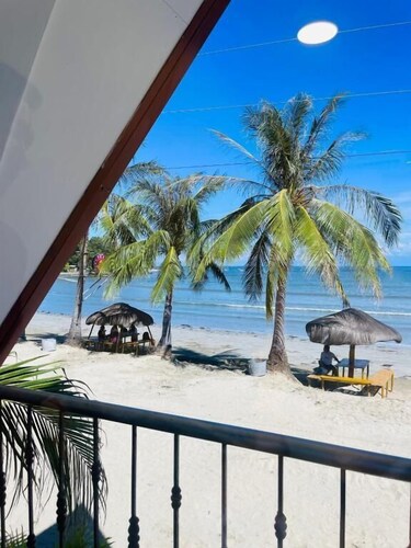 Bolo Hills Beach Club