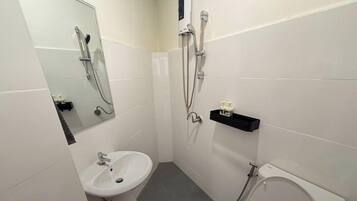 Studio, 1 King Bed with Sofa bed, Non Smoking, City View | Bathroom | Shower, free toiletries, towels, soap
