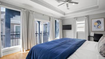 3 bedrooms, iron/ironing board, Internet, bed sheets