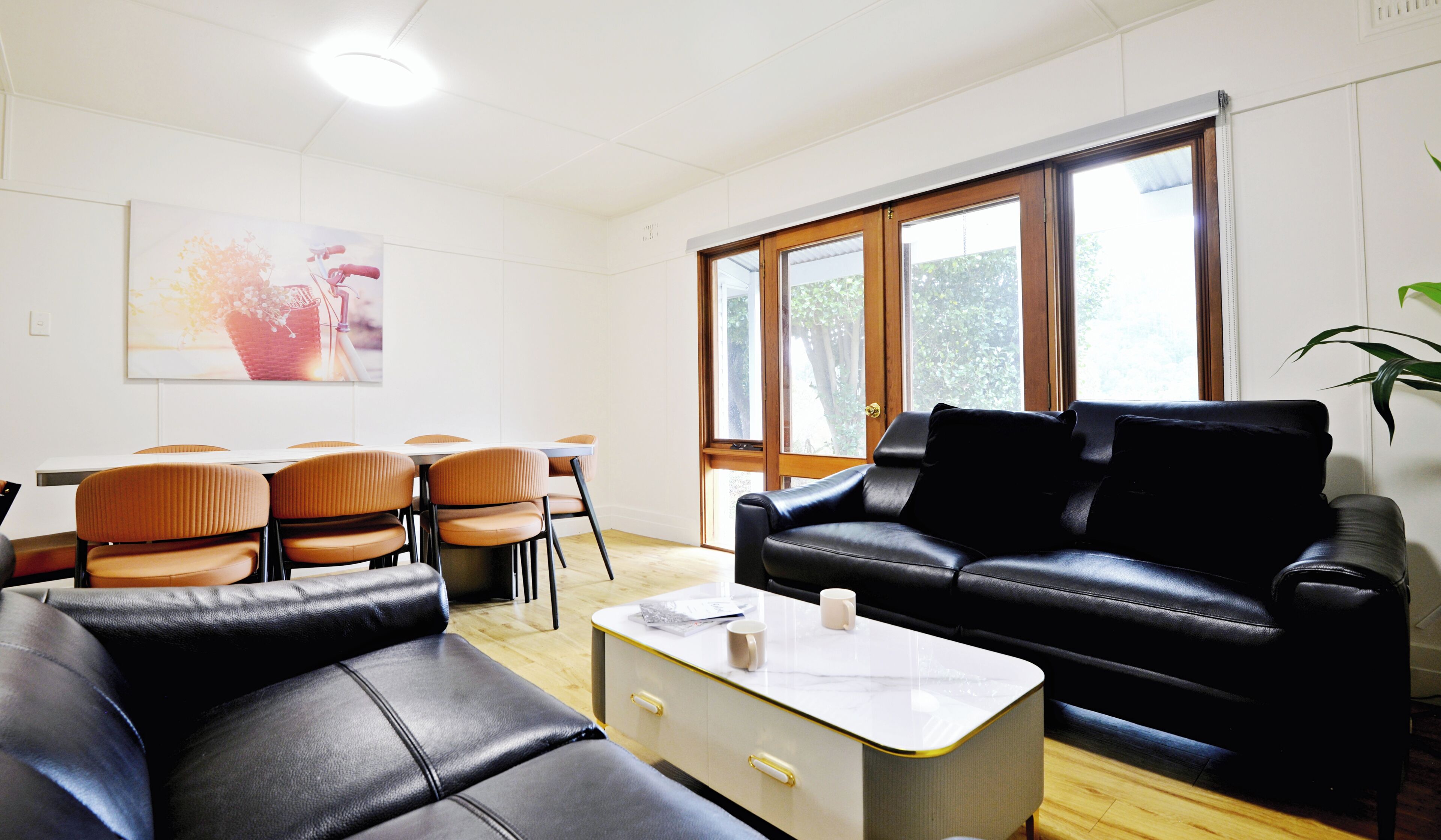 Casa, vista al lago | Área de sala de estar