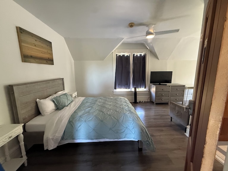 Steps To Beach & Boardwalk, Cozy Room, Fast Wifi, Private Bath, Coffee+snacks #4 - Santa Cruz, CA