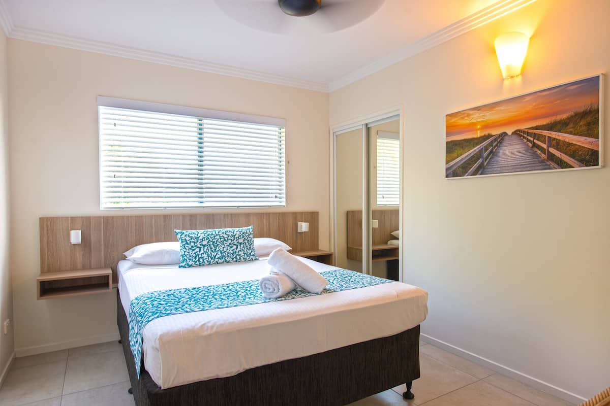 Apartment, 1 Schlafzimmer, Balkon, Meerblick | Bügeleisen/Bügelbrett, kostenloses WLAN, Bettwäsche