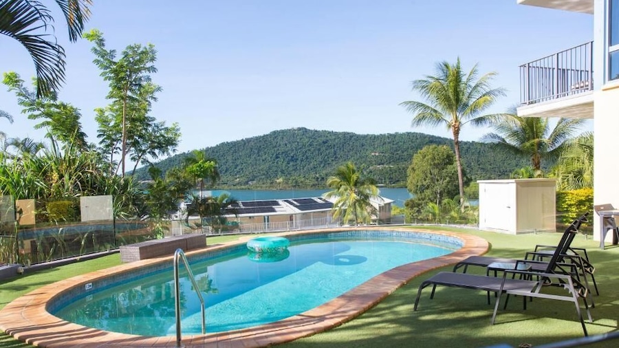 Coral Sea Vista Apartments