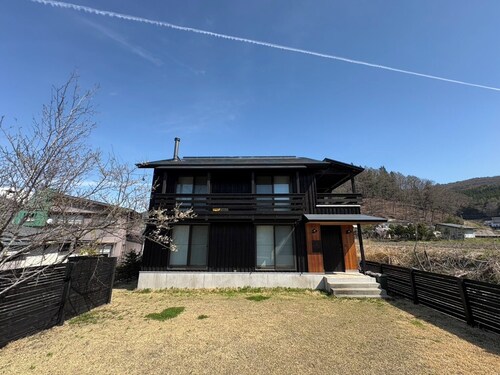 REN HANARE Hakuba