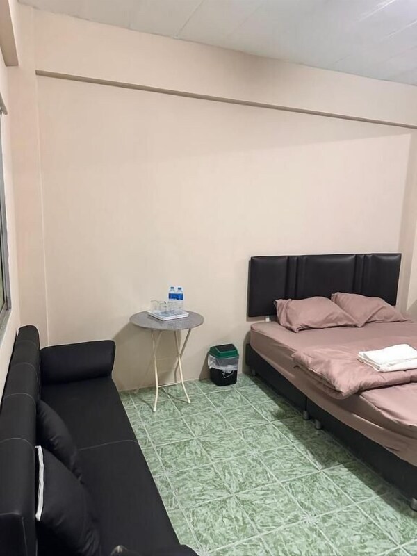 Nanas Apartment Pattaya - 