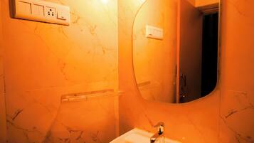 Family Room, Mountainside | Bathroom