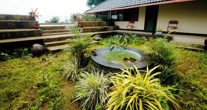 Shambhala Hilltop Homestay Coorg