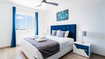 2 bedrooms, desk, iron/ironing board, internet