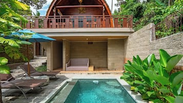 3 indoor pools