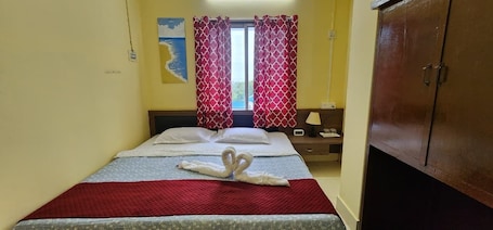 Double Room With Sea View. Hotel Roy's