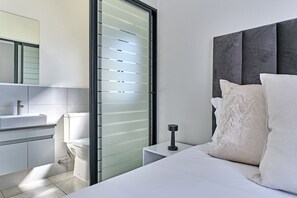 Room - Lovely 1-bedroom apartment in Midrand perfect for your gateaway (Midrand)