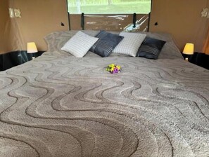 Room - Vrbo Property (Cazats)