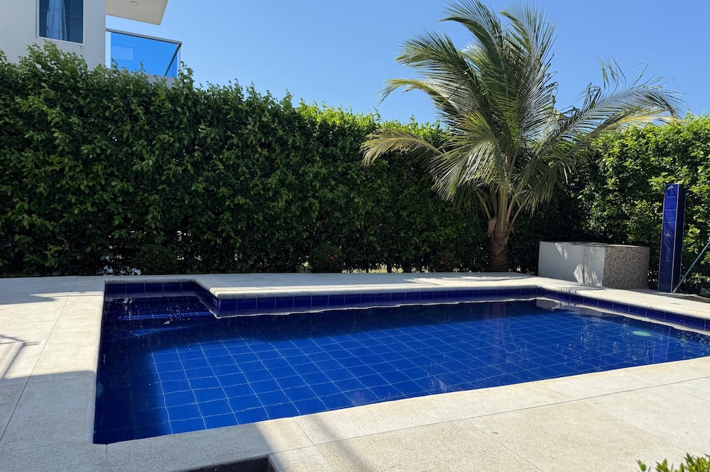 Serene Seaside Retreat in Juan de Acosta - Private Pool & Comfort