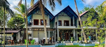 Silver Palm Resort