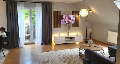 Stylish apartment near the Thuringian Forest, Ratscher mountain lake, Coburg and Oberhof