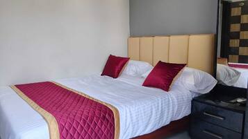 Deluxe Room | Free WiFi