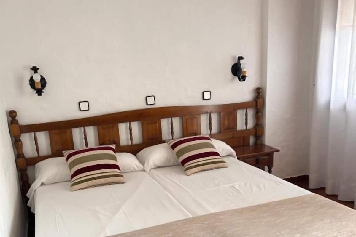 Classic Double Room, Mountain View