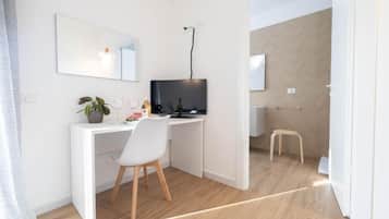 Doppia Standard, balcone, vista cortile | Interni