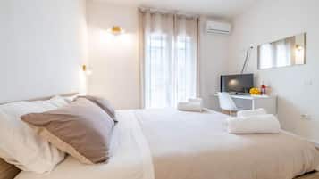 Standard Double Room, Balcony, Courtyard View