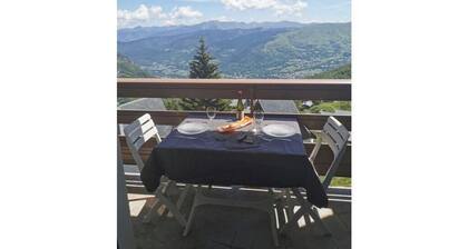 Saint-Lary Pla d'Adet – Apartment with a view of the valley