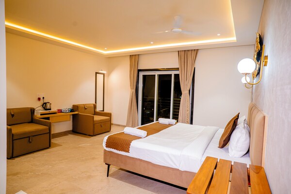 Breeze Inn Beach Resort - Shrivardhan