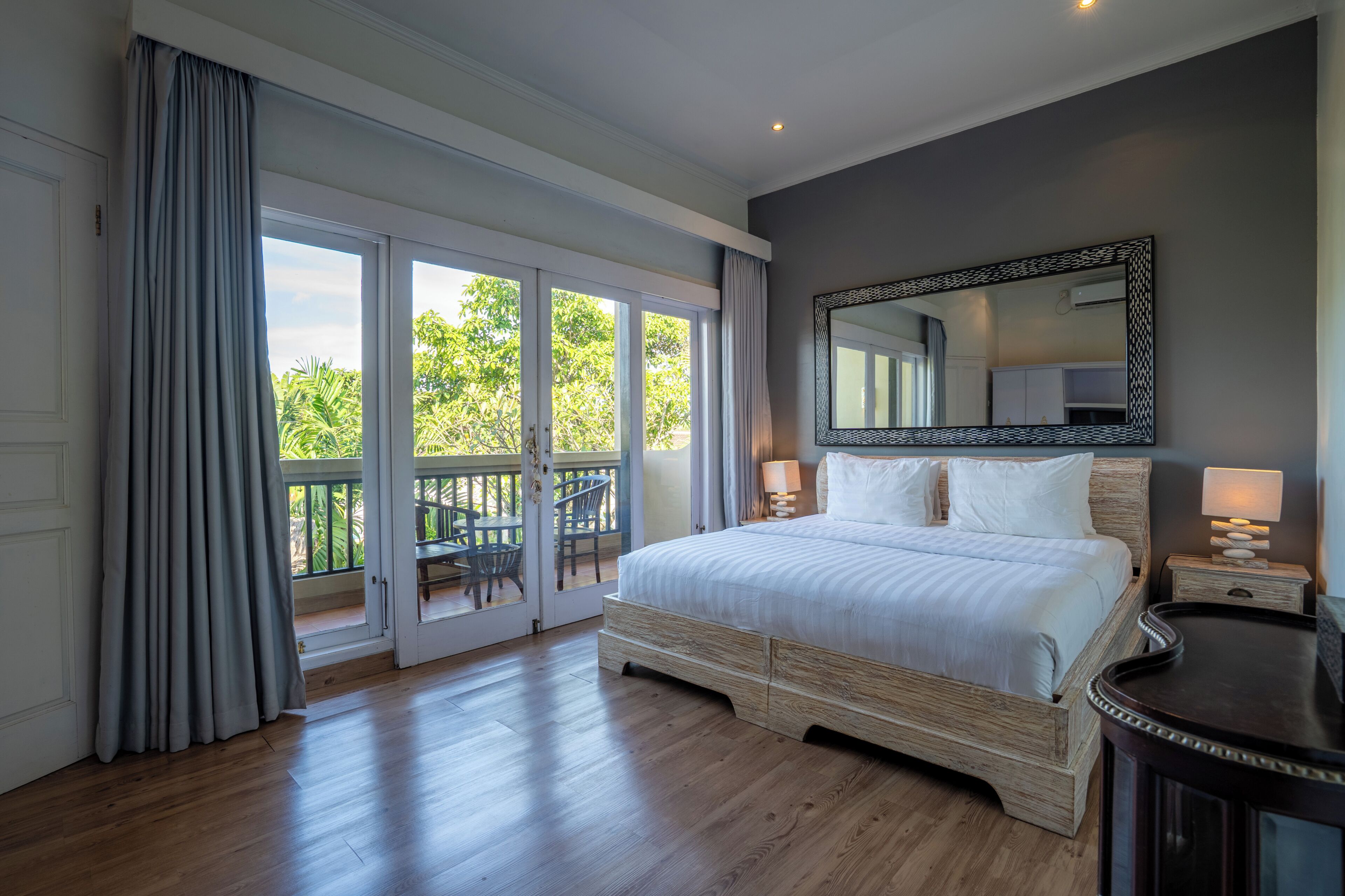 Villa | Premium bedding, iron/ironing board, free WiFi, bed sheets