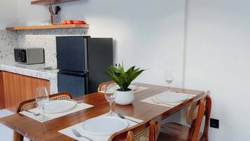 Villa, 2 chambres, piscine privée | Cuisine privée