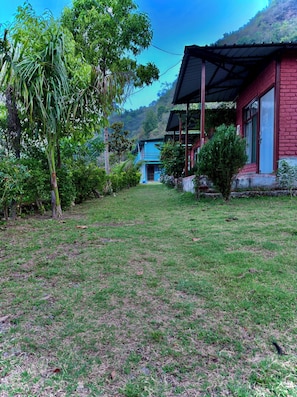 Khuôn viên nơi lưu trú