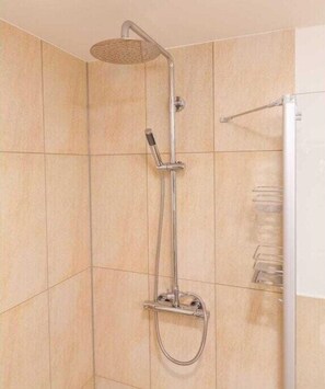 Bathroom - Holiday home in Hörnum with swimming pool (Hörnum)