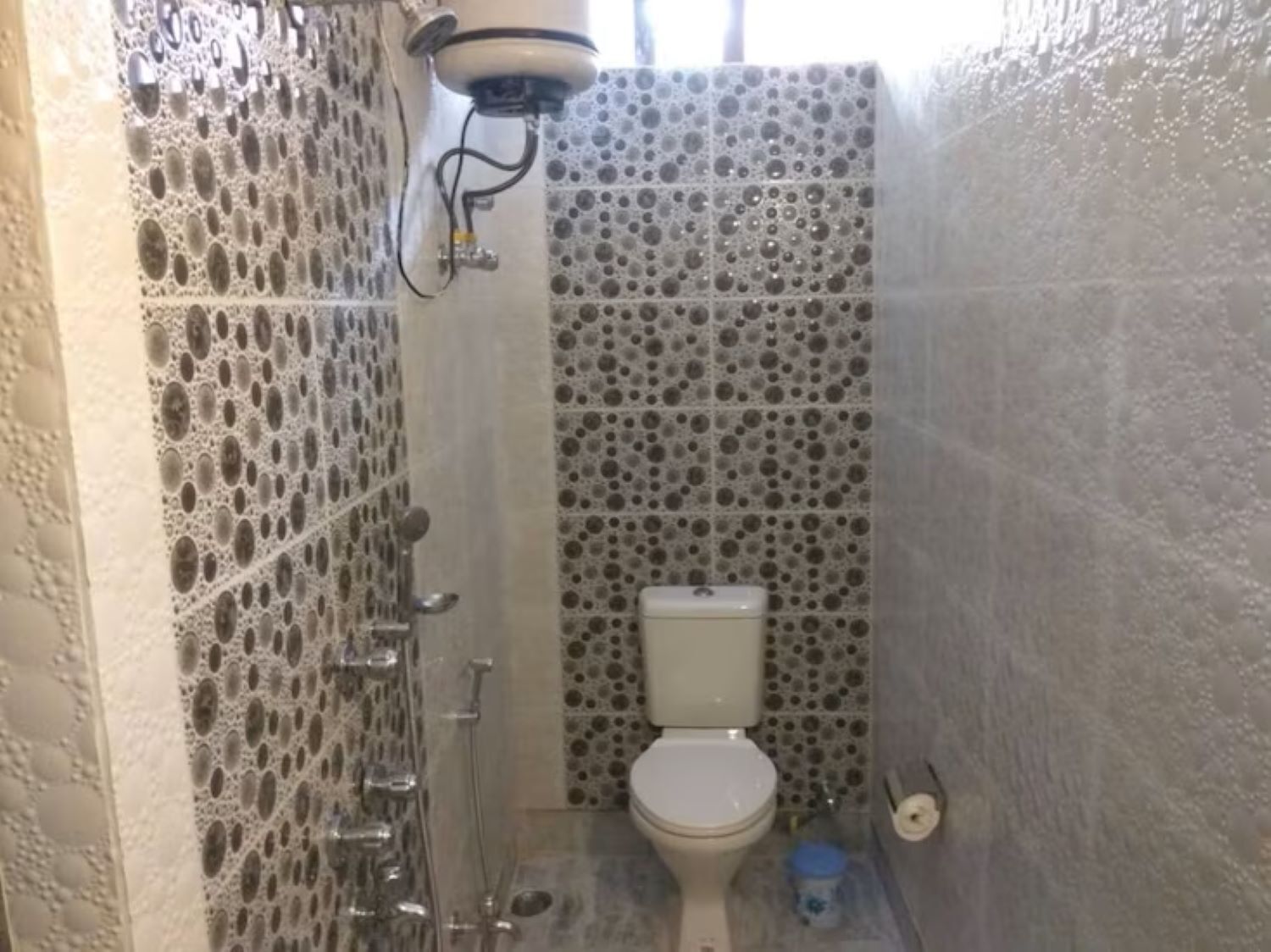 Shower, towels, soap