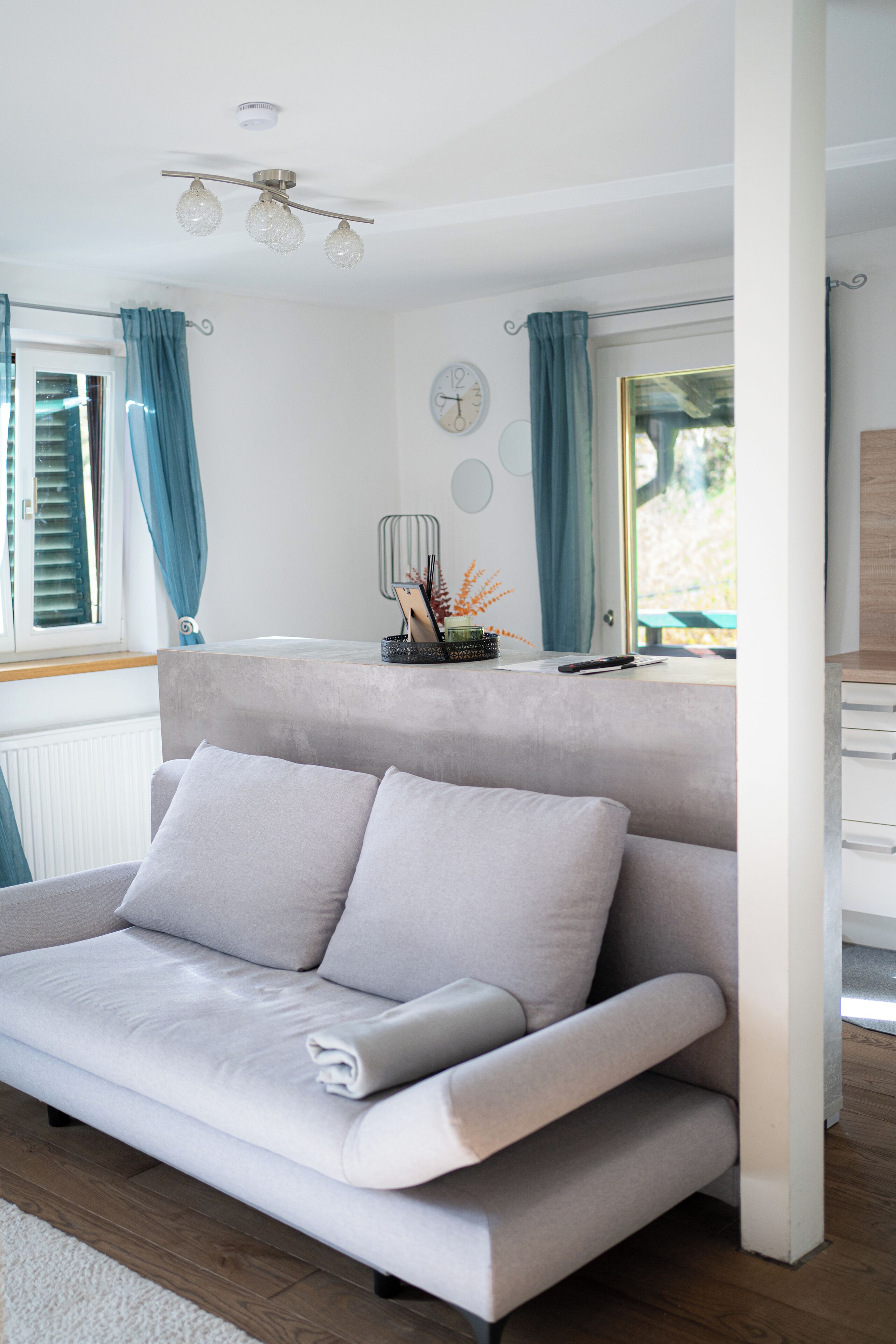 Appartamento Comfort, balcone, vista montagna | Area soggiorno