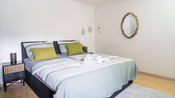 Superior-Apartment | Bügeleisen/Bügelbrett, kostenloses WLAN