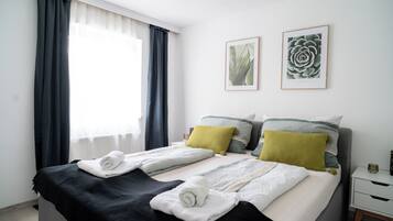 Comfort Apartment | Iron/ironing board, free WiFi