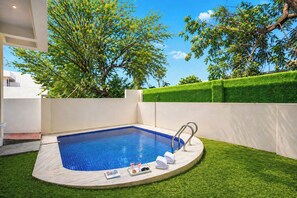 Outdoor pool - Hiara Crystal 5BHK Villa with Pool (Udaipur)